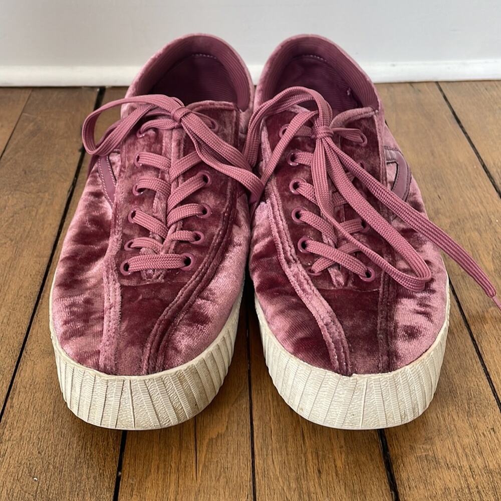 Tretorn Nylite 4 Bold Mauve Pink Crushed Velvet Platform Sneakers 8 - Picture 2 of 9